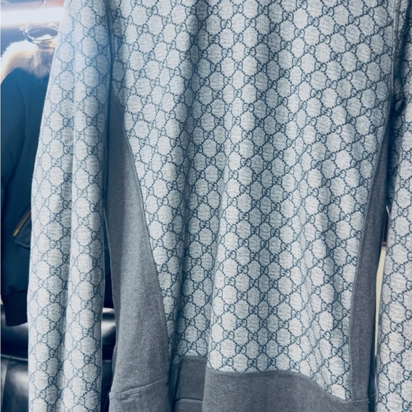 Vintage “GUCCI” Gray Patterned Hoodie - Picture 2 of 8